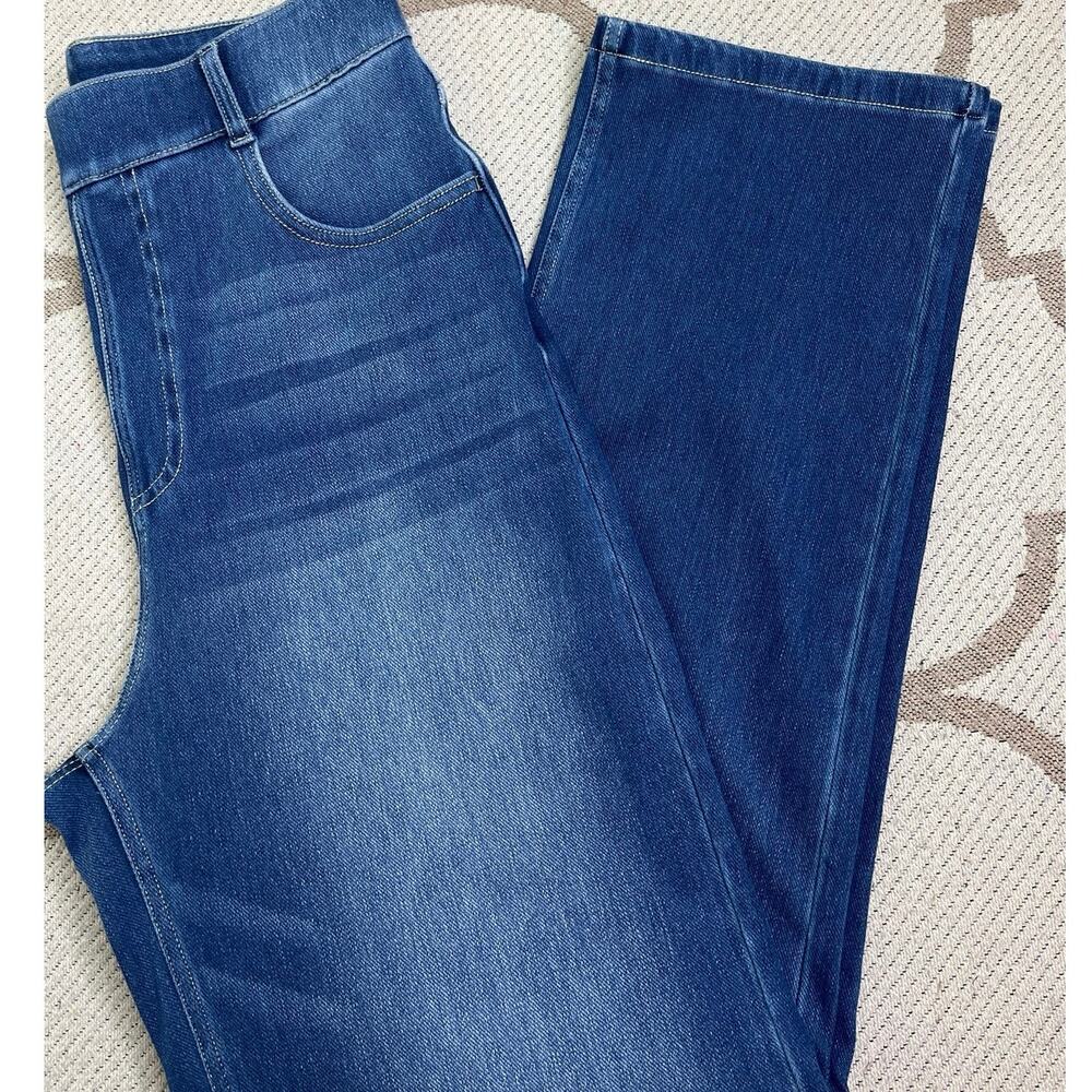 HALARA Flex Straight-Leg Pull-On Jeans, Size Medium Petite – Style 02813983